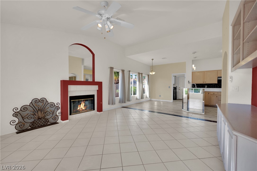 2808 Tumble Creek Court Property Photo 9