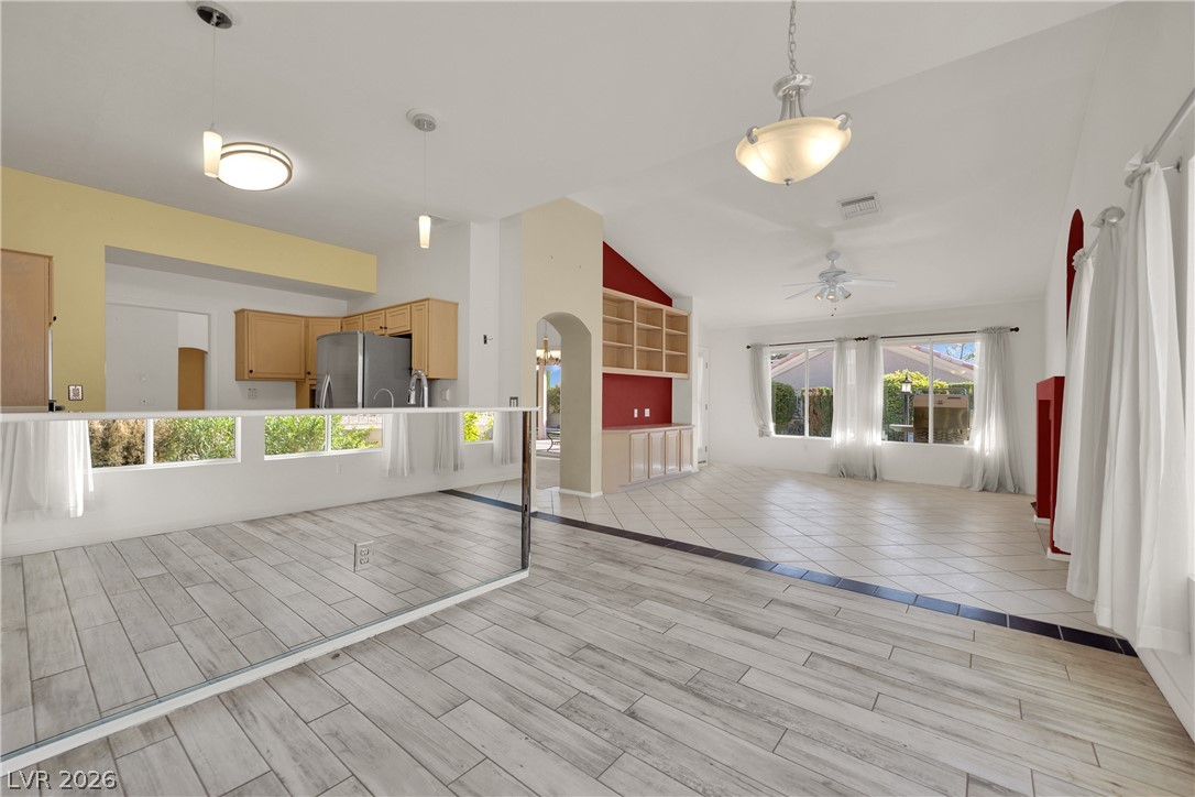 2808 Tumble Creek Court Property Photo 12