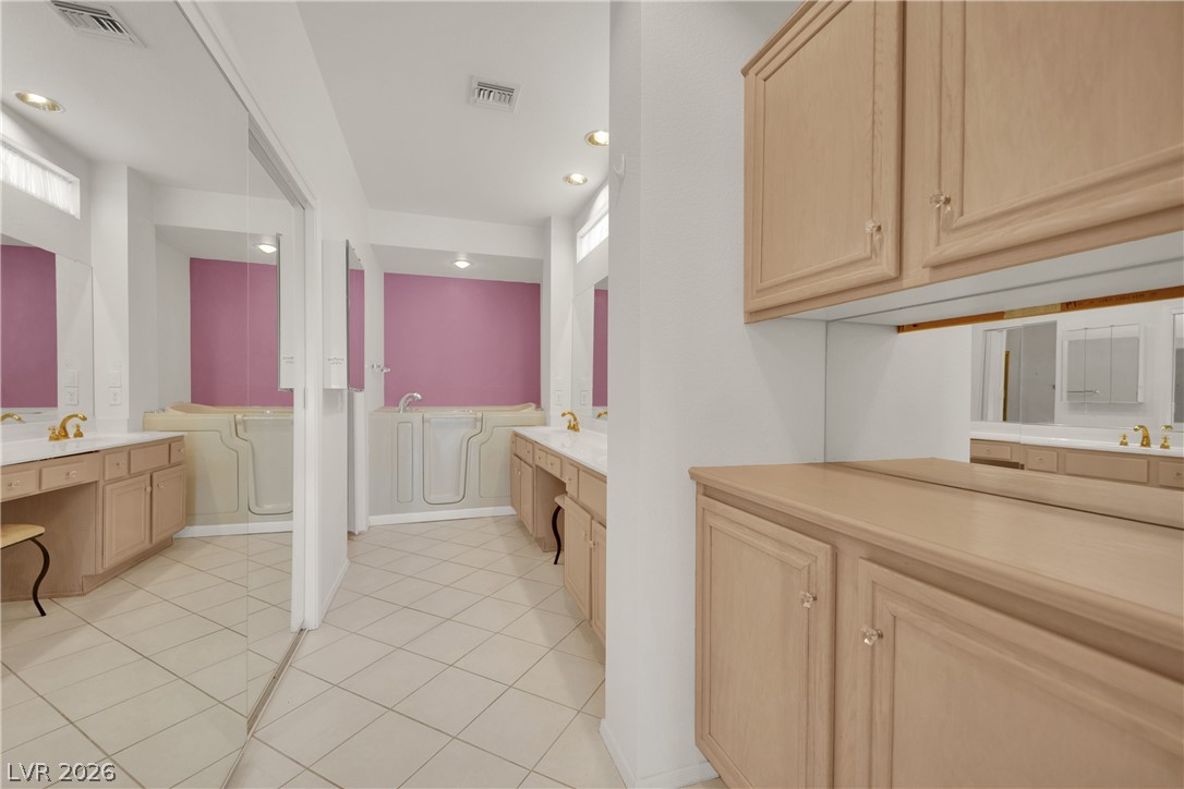 2808 Tumble Creek Court Property Photo 25
