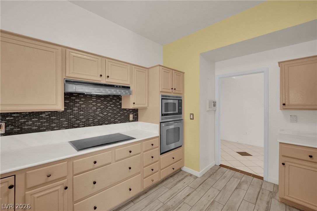 2808 Tumble Creek Court Property Photo 36