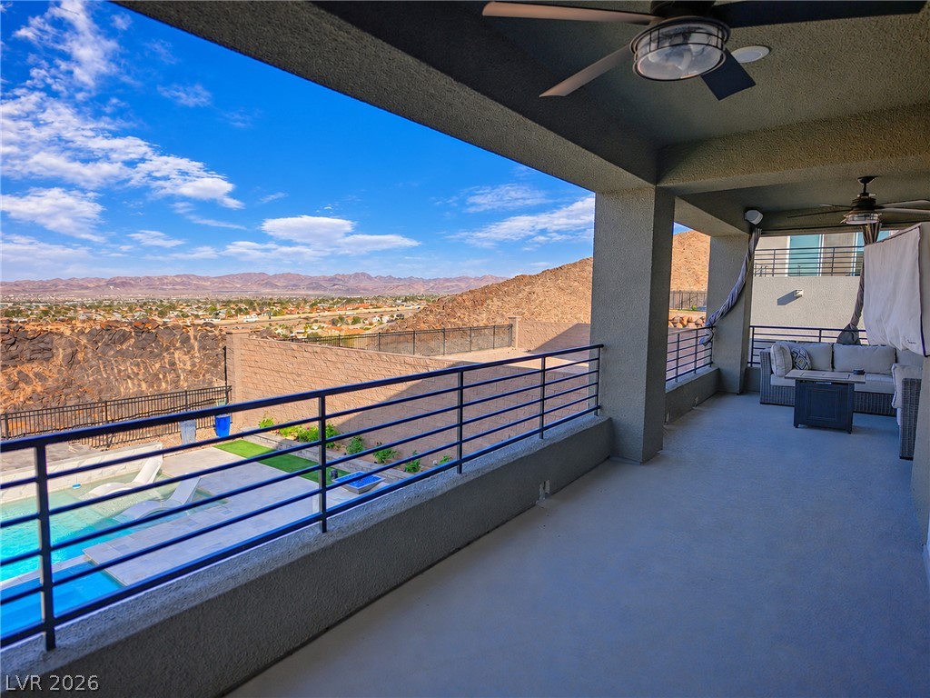 270 Shaded Canyon Drive Property Photo 13