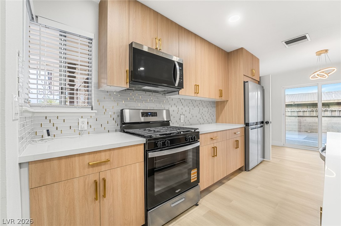 3869 Monthill Avenue Property Photo 13