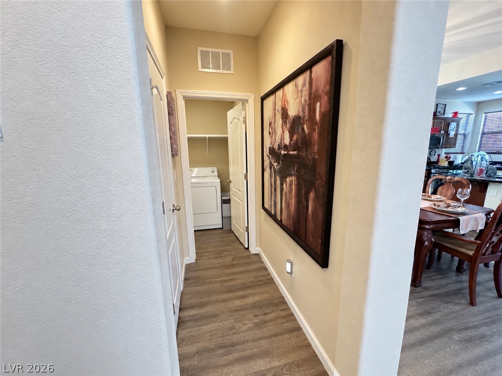 7546 Dobroyd Drive Property Photo 10