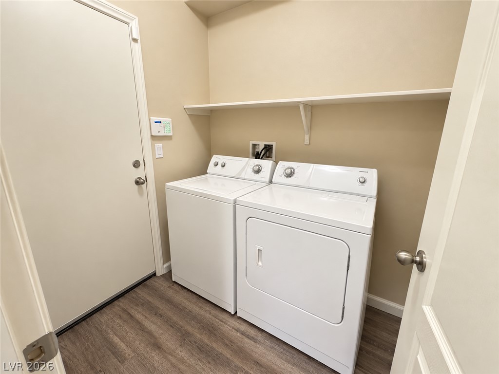 7546 Dobroyd Drive Property Photo 11