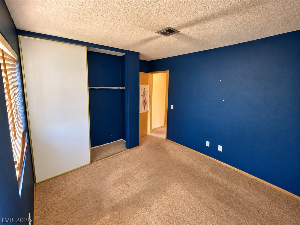 325 West Chesapeake Way Property Photo 18