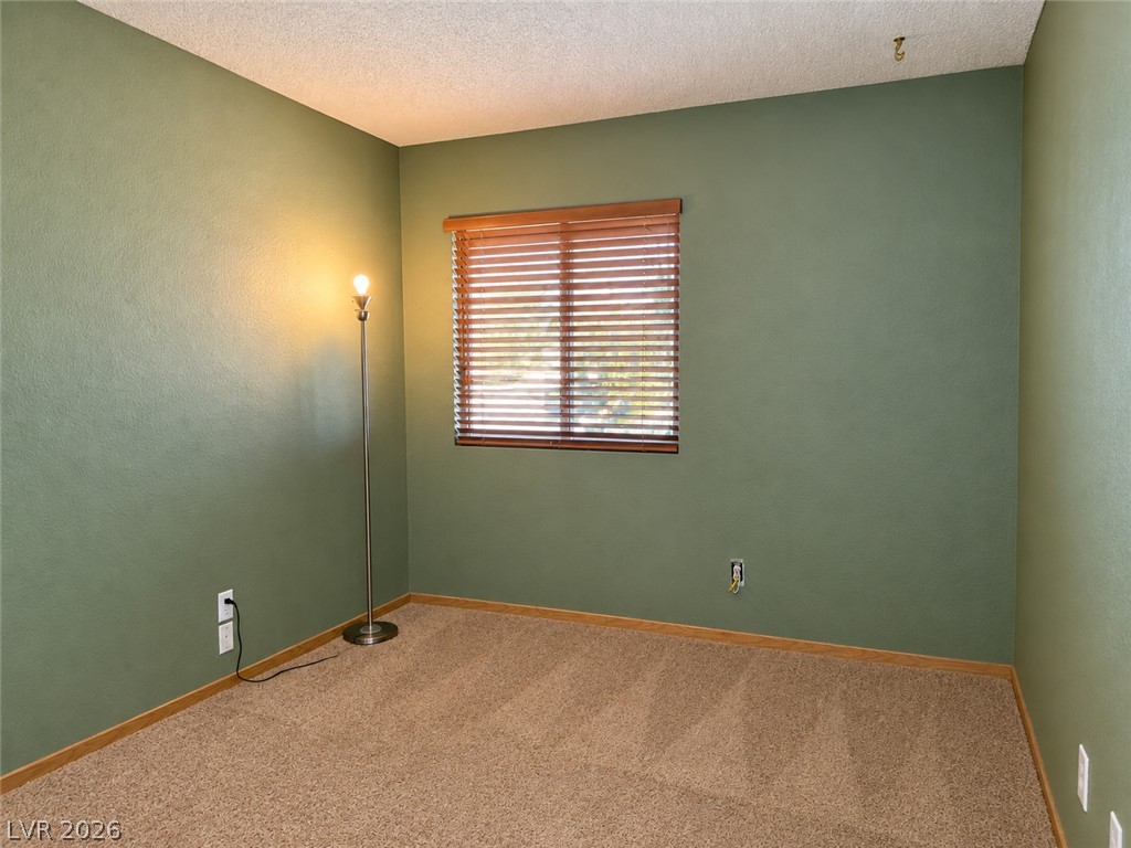 325 West Chesapeake Way Property Photo 19