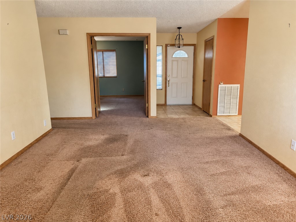 325 West Chesapeake Way Property Photo 23