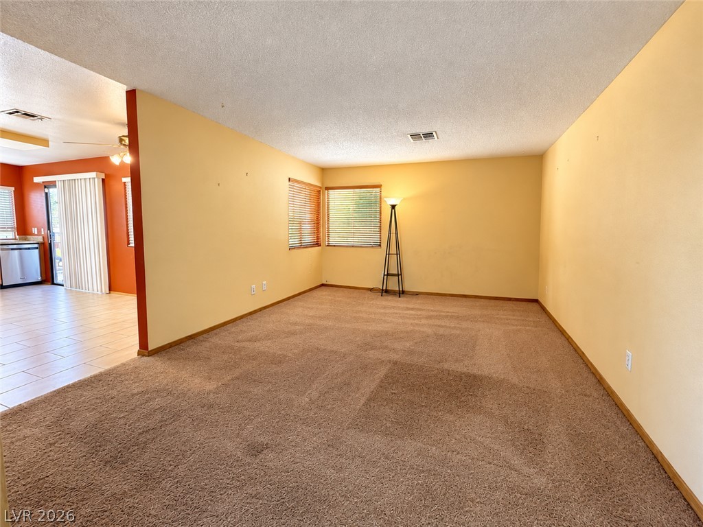 325 West Chesapeake Way Property Photo 24