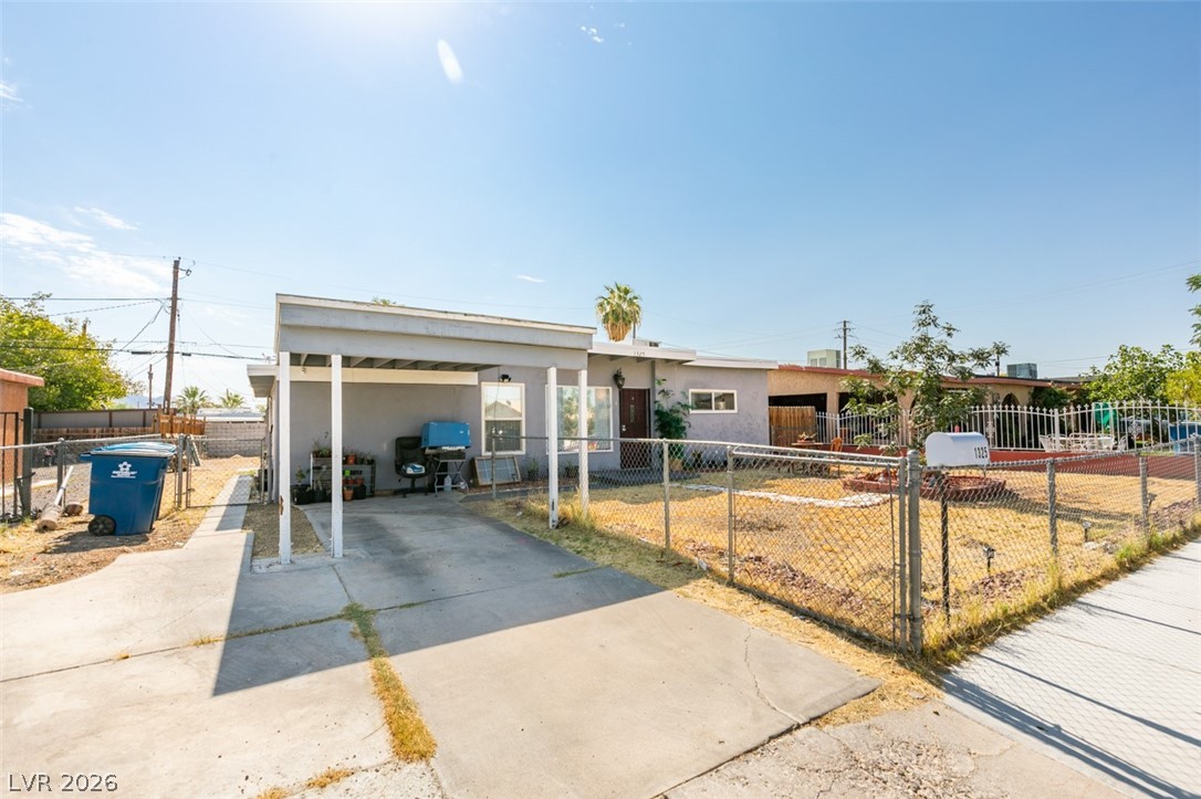 1325 Ardmore Street Property Photo 3