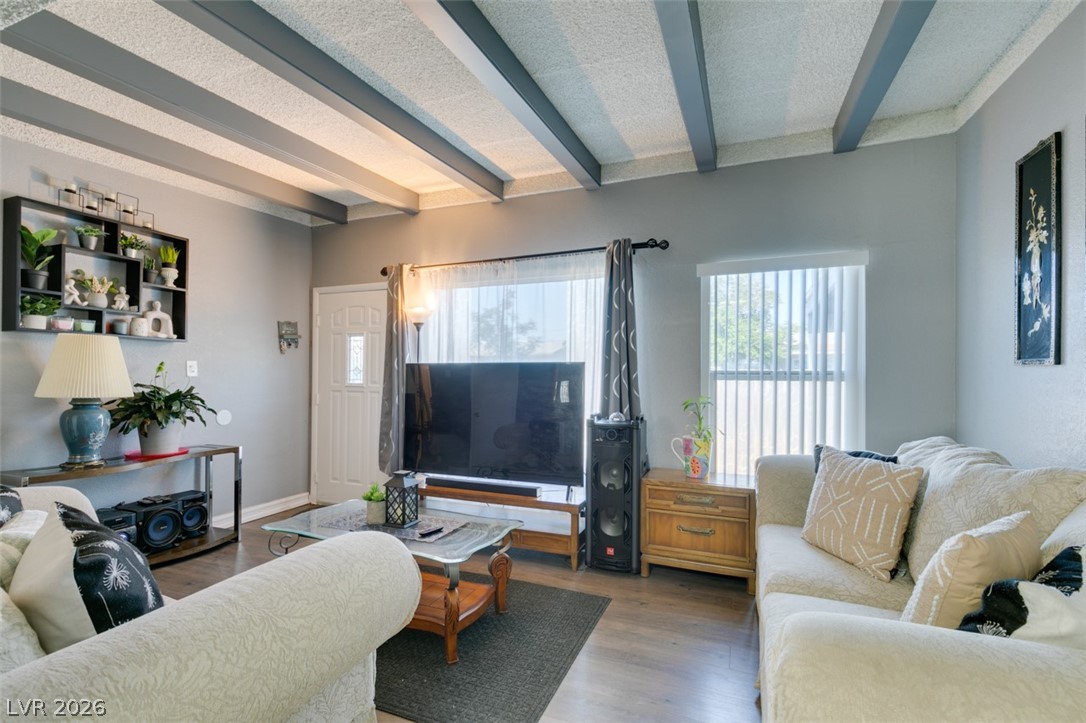 1325 Ardmore Street Property Photo 8