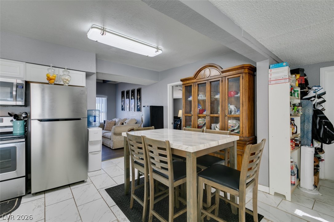 1325 Ardmore Street Property Photo 21