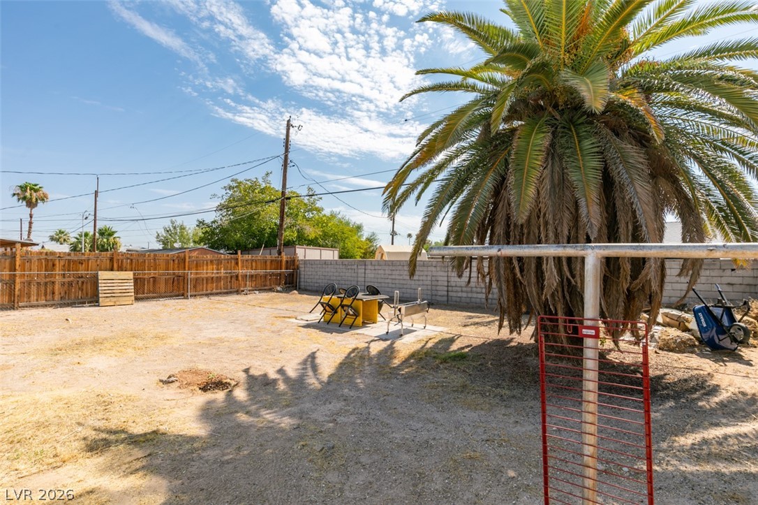 1325 Ardmore Street Property Photo 33