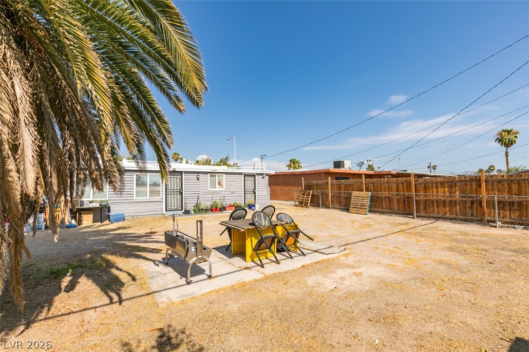 1325 Ardmore Street Property Photo 34