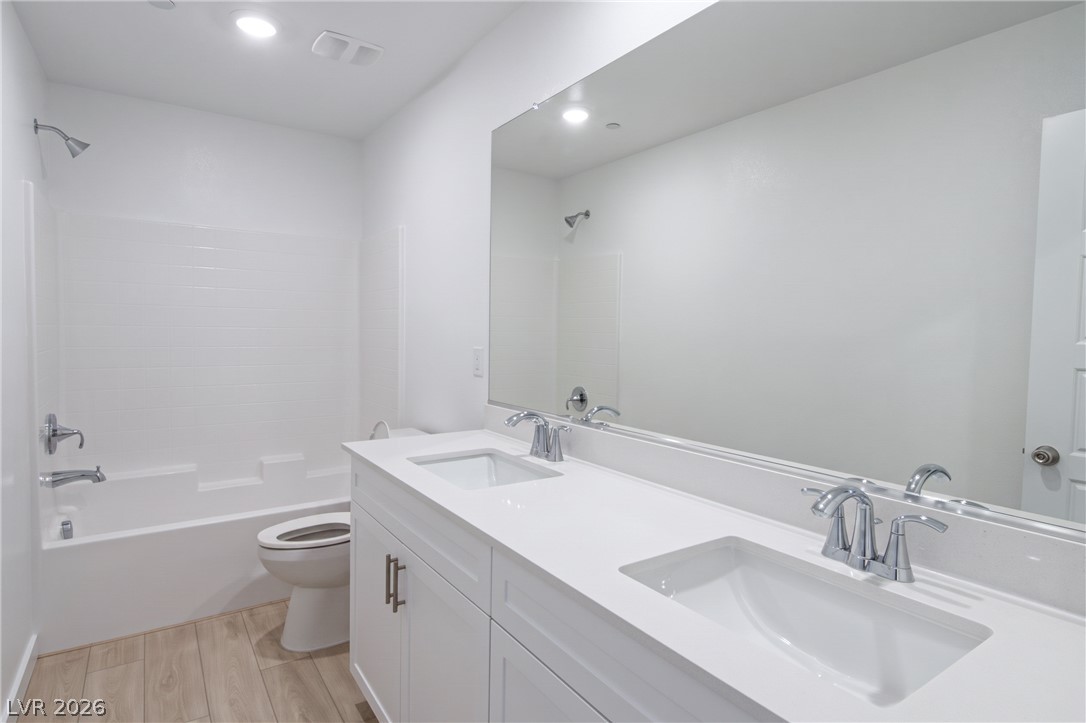 105 Scarhill Track Avenue Property Photo 17