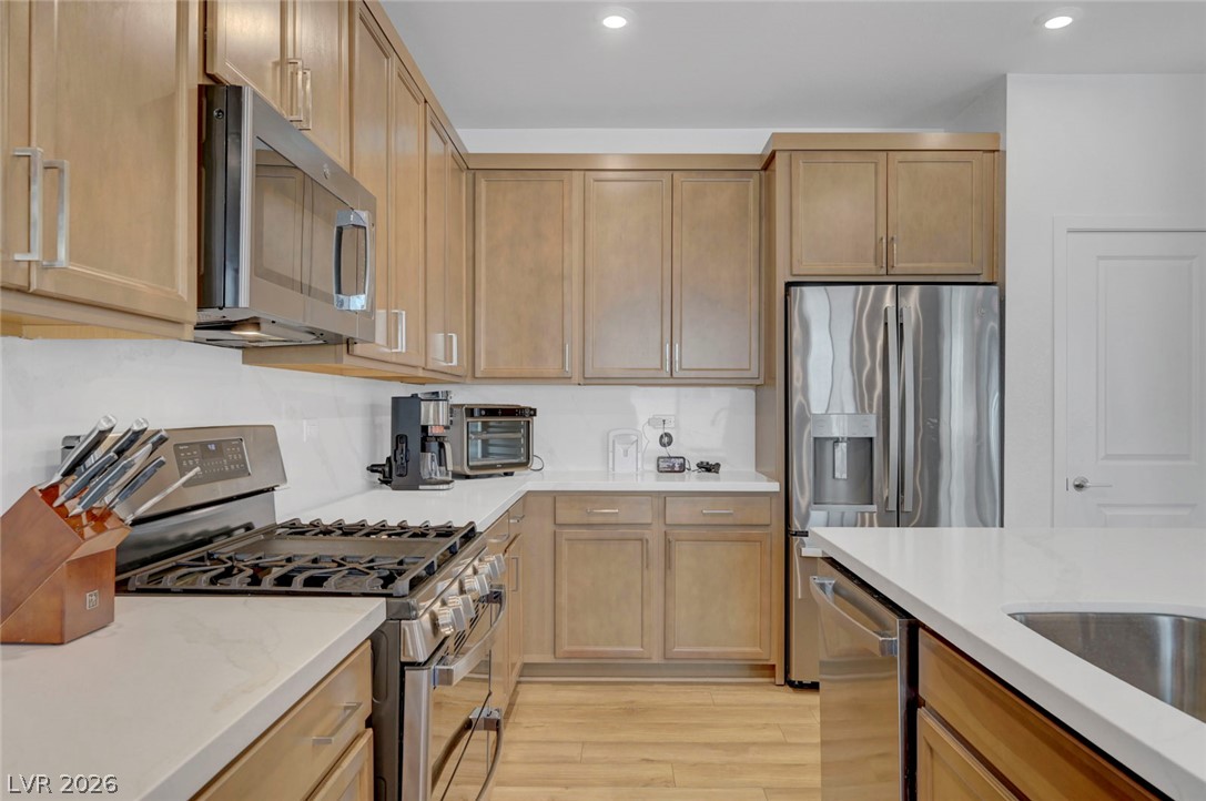 2671 Kindswood Street Property Photo 12