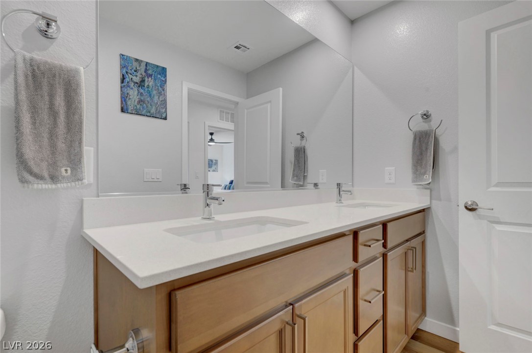 2671 Kindswood Street Property Photo 19