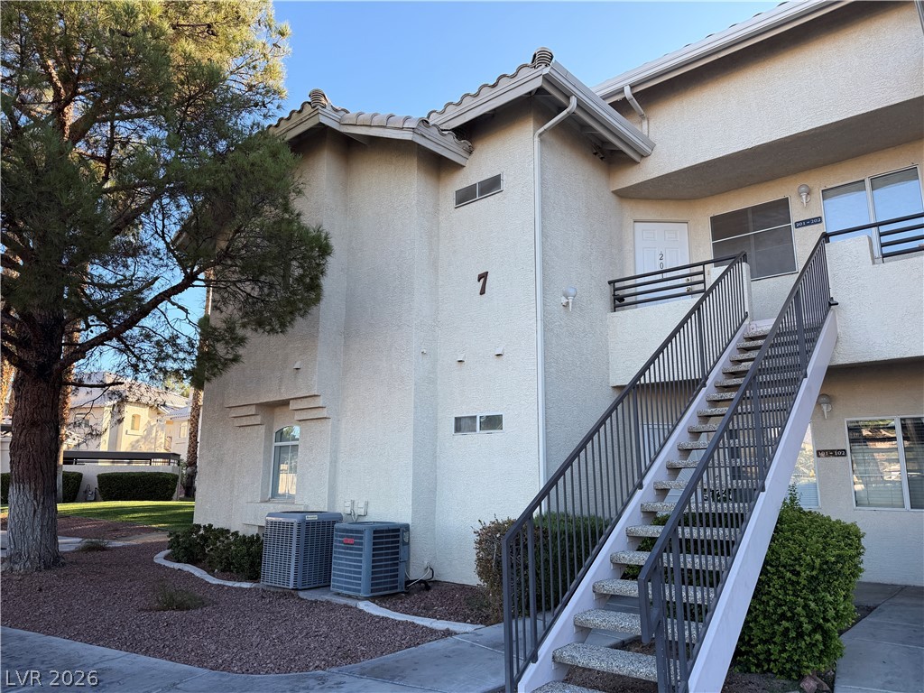 3320 South Fort Apache Road 201 Property Photo 2