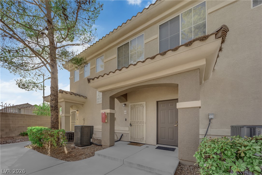 9050 West Warm Springs Road 1069 Property Photo 1