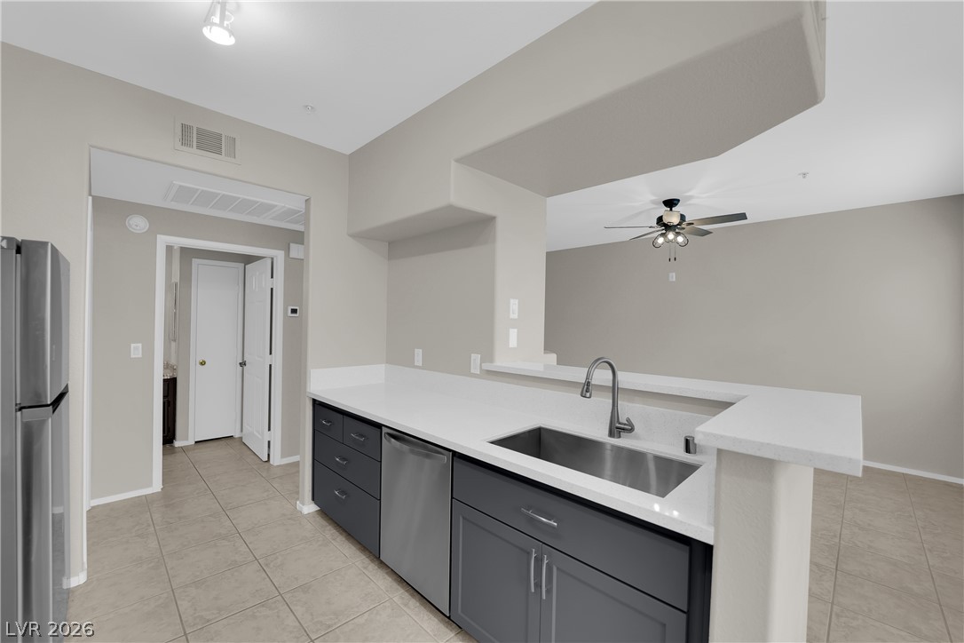 9050 West Warm Springs Road 1069 Property Photo 9
