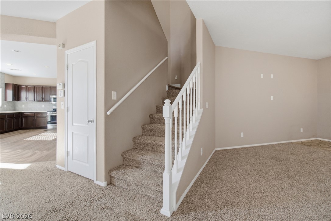 7809 Bear Tooth Cave Court Property Photo 48