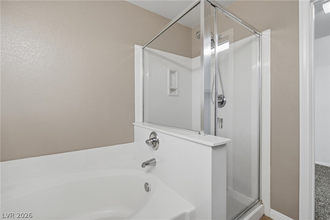 7809 Bear Tooth Cave Court Property Photo 74