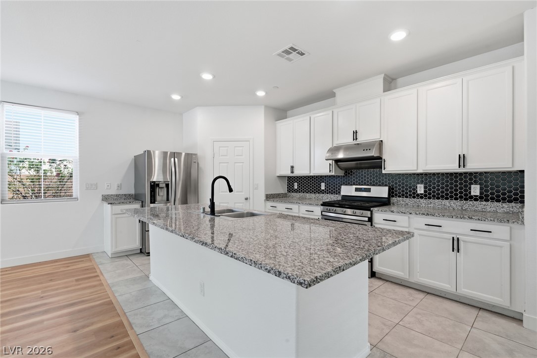 3036 Taranto Heights Avenue Property Photo 3