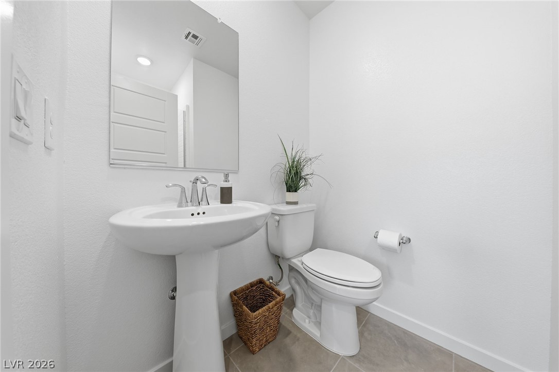1531 Layla Crossing Avenue Property Photo 16