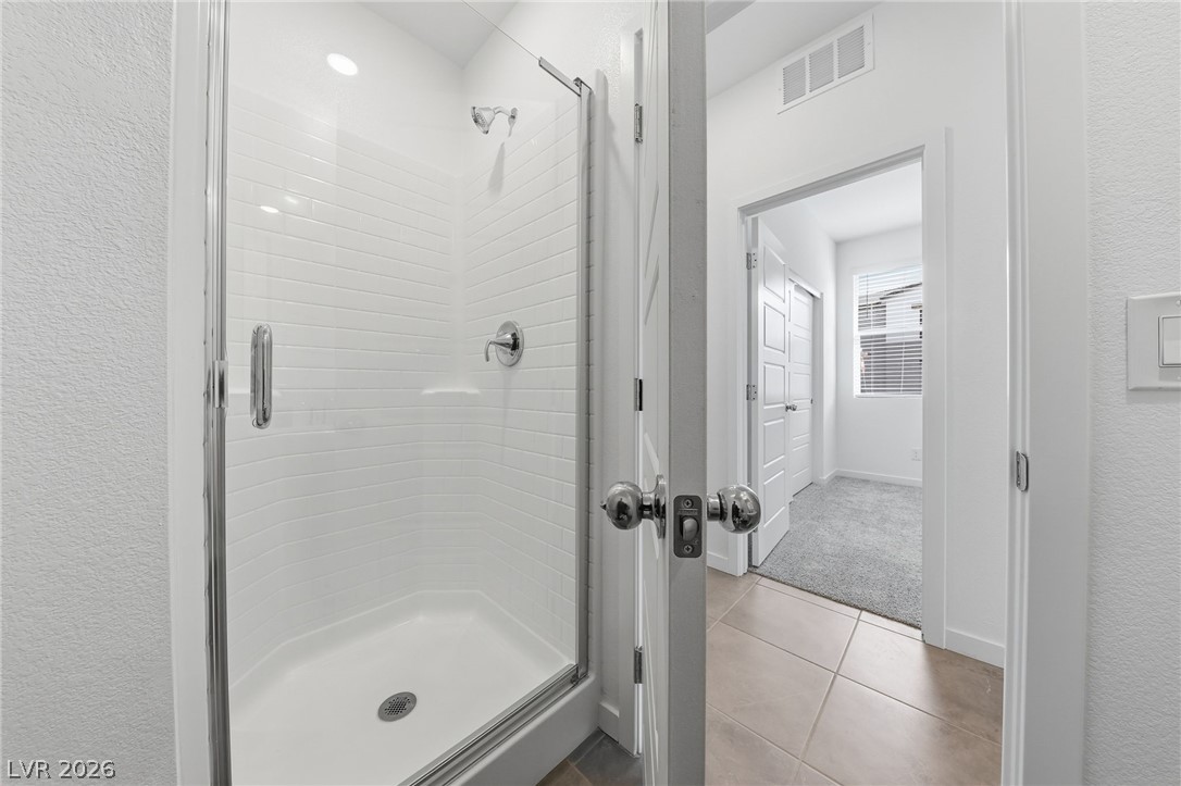 1531 Layla Crossing Avenue Property Photo 17