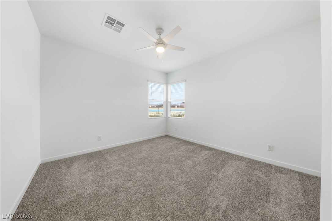 1531 Layla Crossing Avenue Property Photo 32