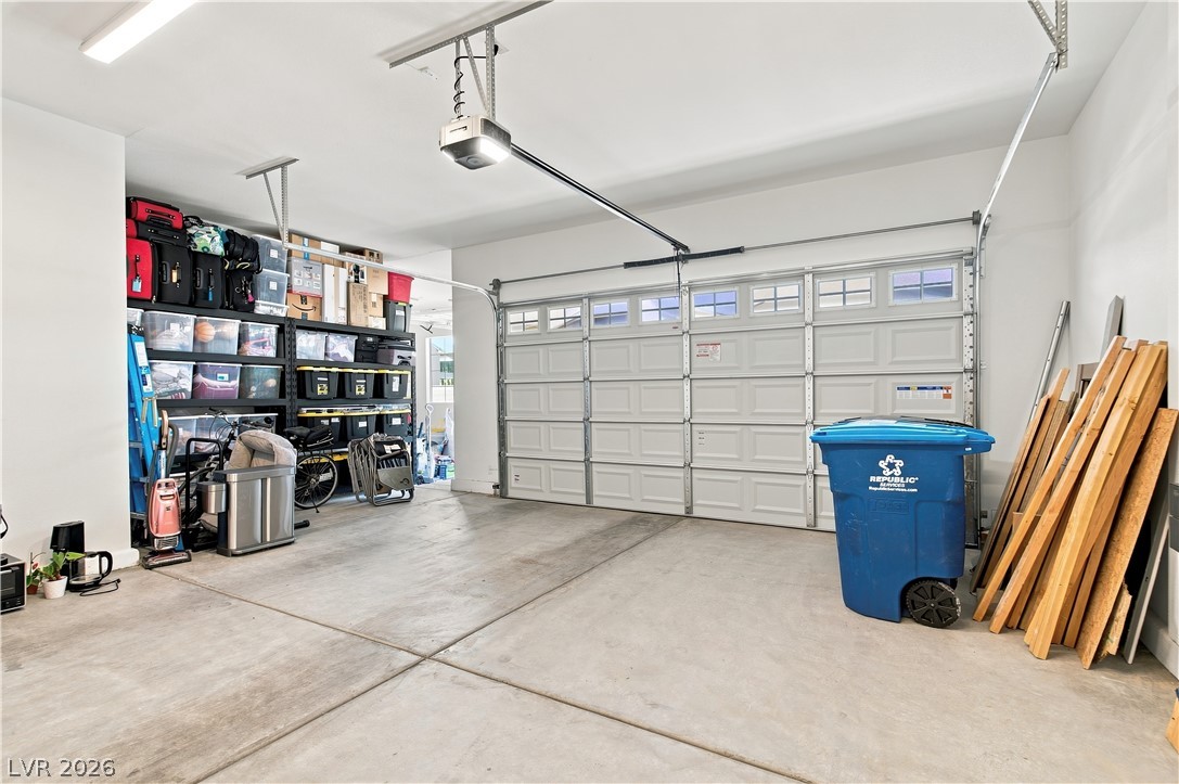 5745 North Golden Chase Court Property Photo 33