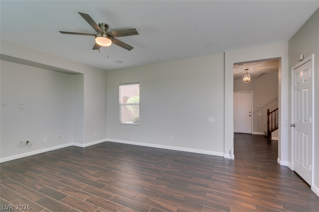 718 Sand Primrose Street Property Photo 11