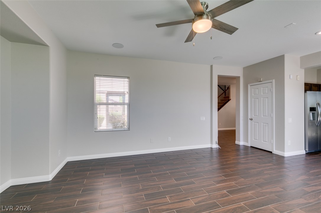 718 Sand Primrose Street Property Photo 12