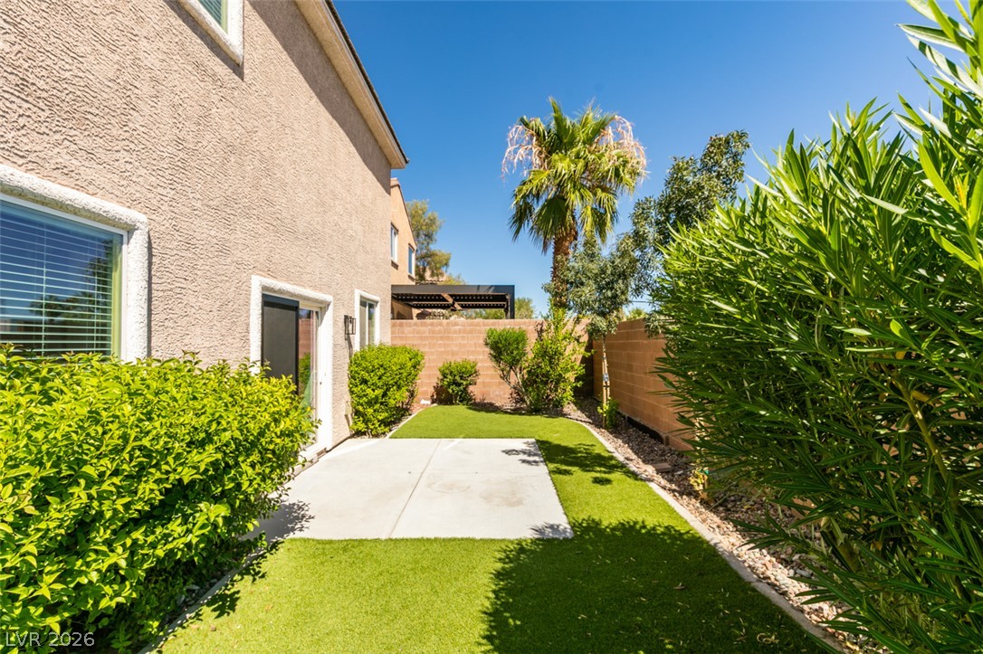 718 Sand Primrose Street Property Photo 37
