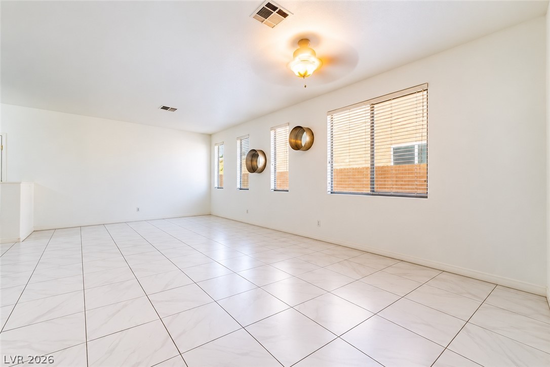 5317 Caprock Canyon Avenue Property Photo 8
