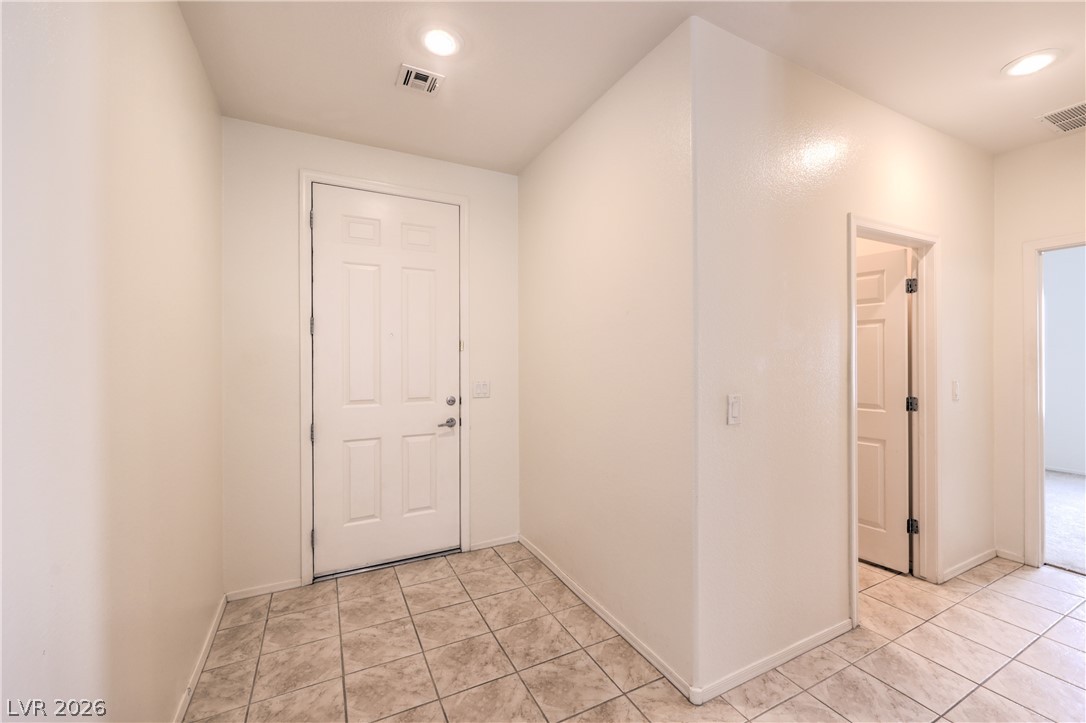 2126 Oliver Springs Street Property Photo 4