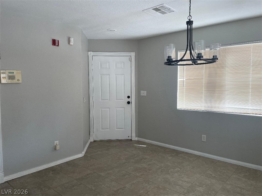3025 Sunrise Bay Avenue Property Photo 3
