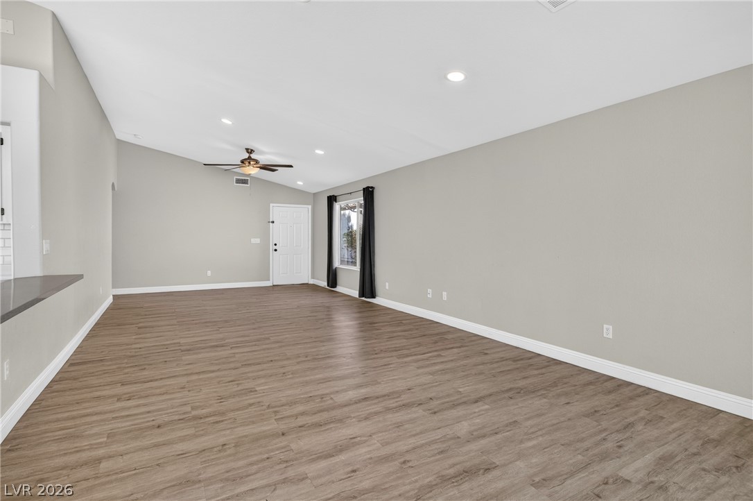 1528 Gaber Court Property Photo 5