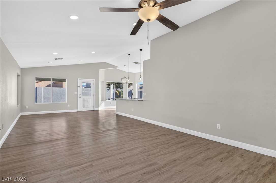 1528 Gaber Court Property Photo 6