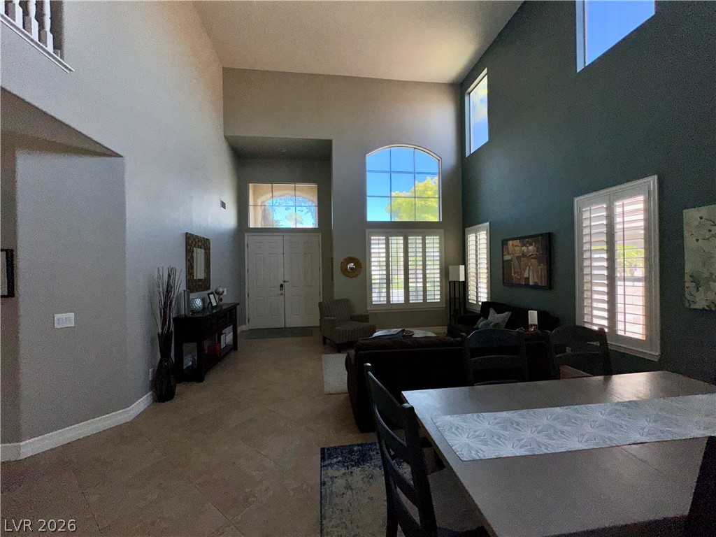 2289 Moresca Avenue Property Photo 3