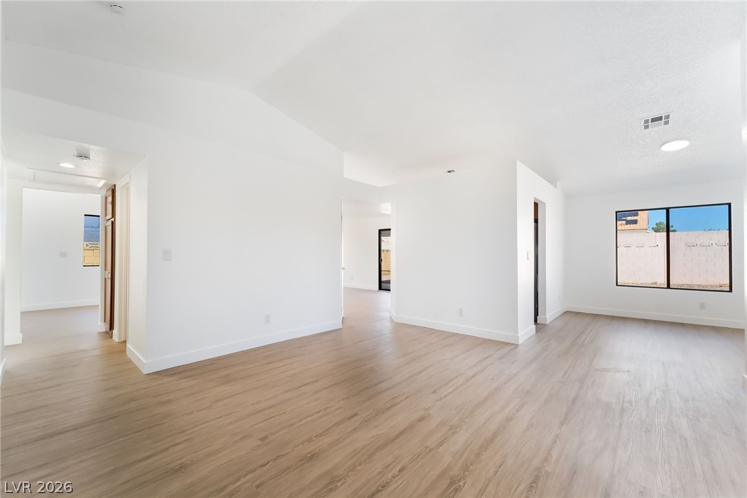 838 Anchor Drive Property Photo 3