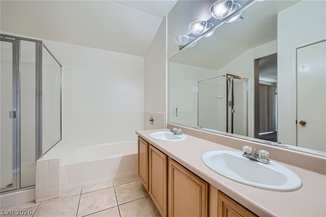 717 Peachy Canyon Circle 102 Property Photo 4