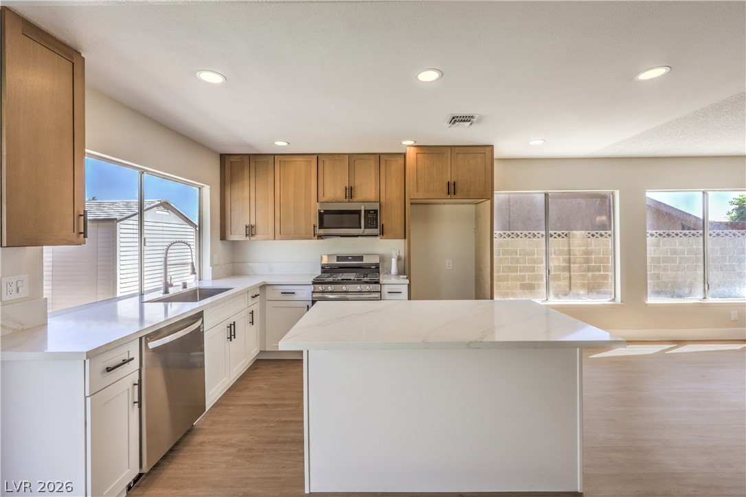 4506 Palencia Avenue Property Photo 15