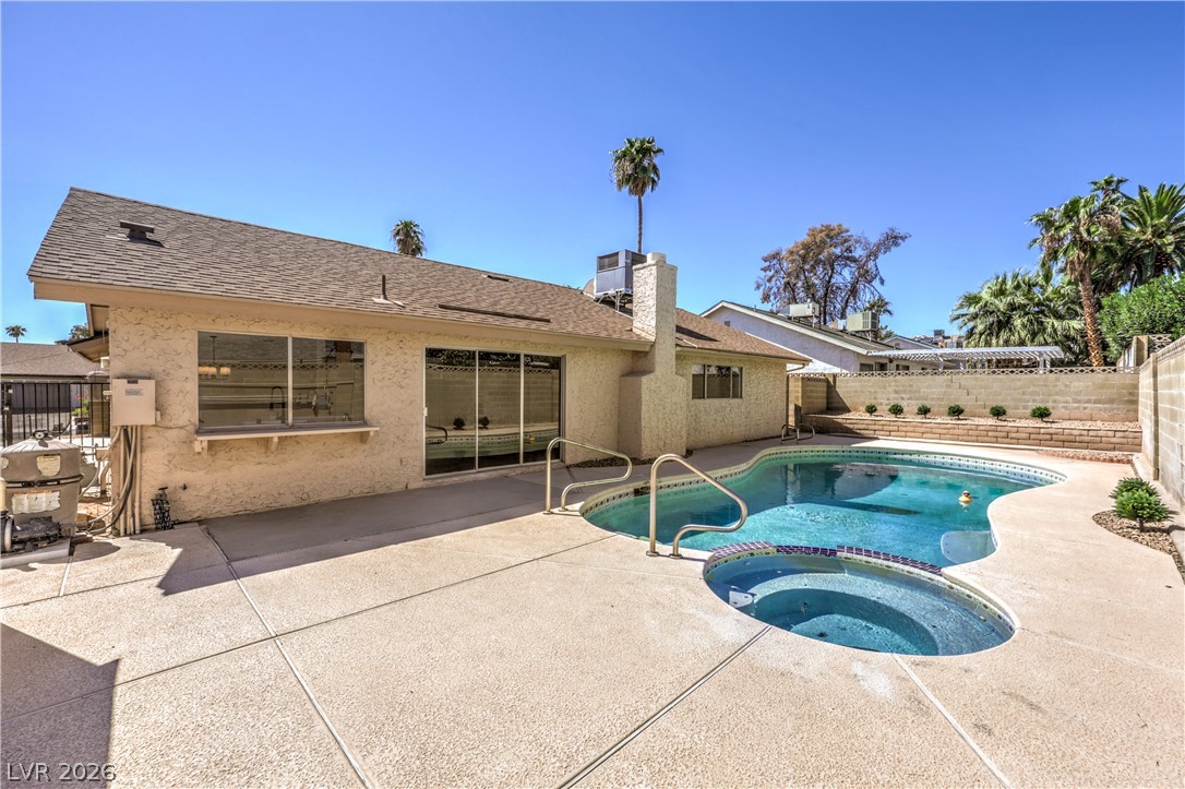 4506 Palencia Avenue Property Photo 21
