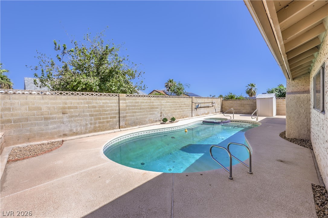 4506 Palencia Avenue Property Photo 23