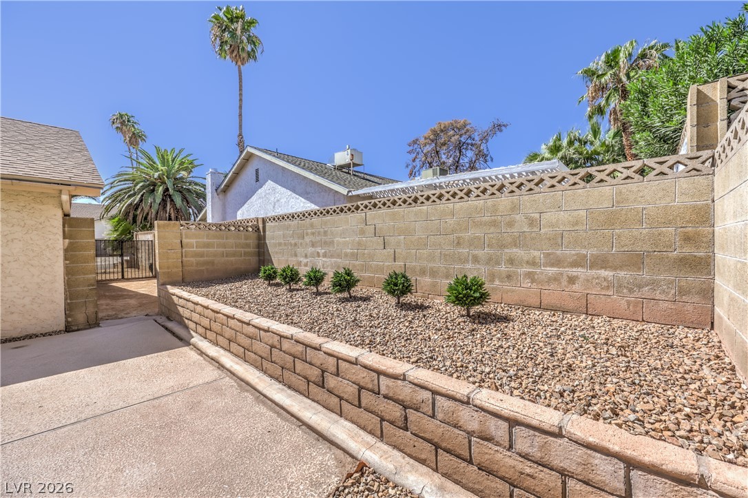 4506 Palencia Avenue Property Photo 25