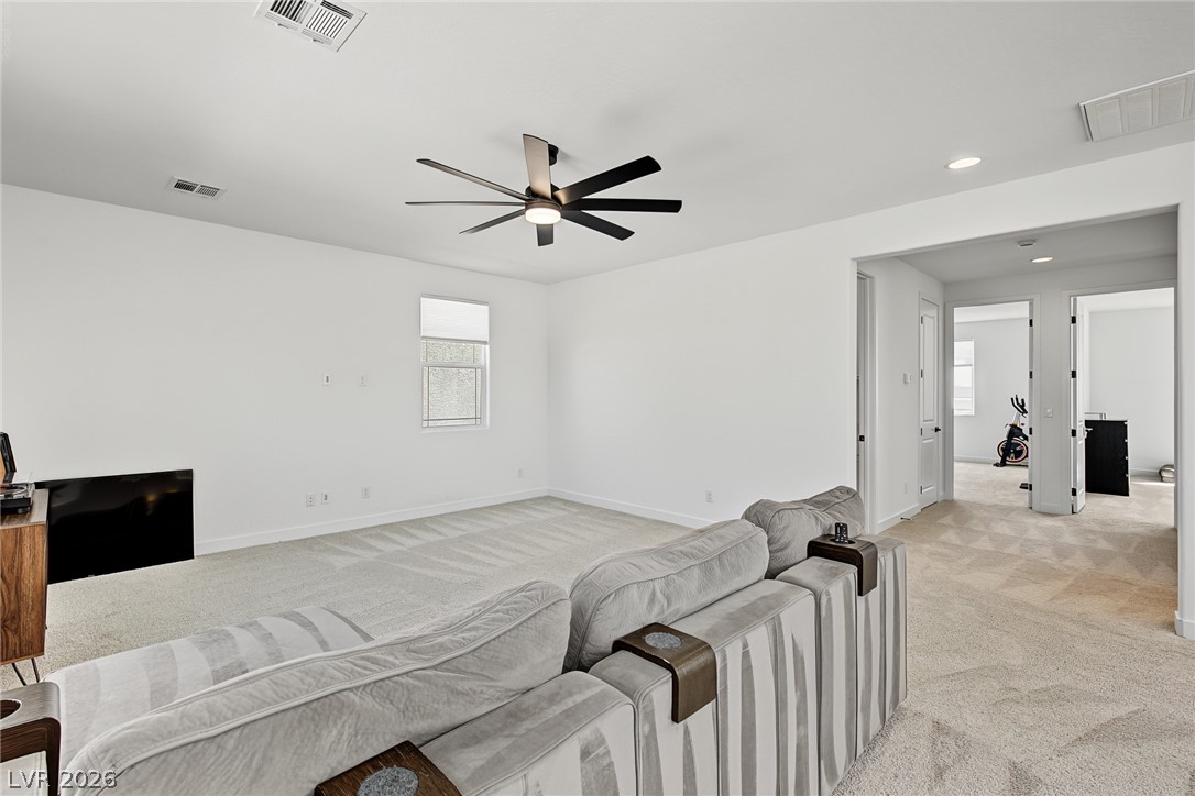 957 Hunter Shores Avenue Property Photo 28