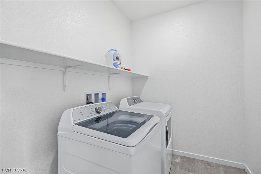 2549 Venetia Pointe Street Property Photo 24