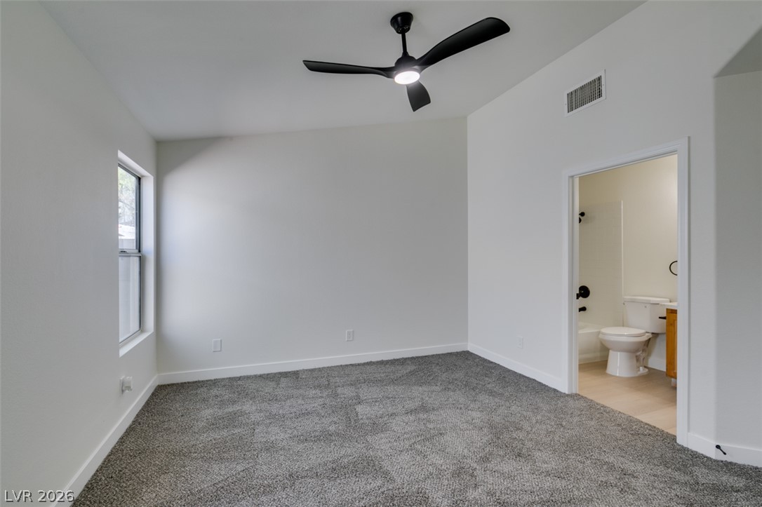 9712 Fionna Lane 102 Property Photo 11