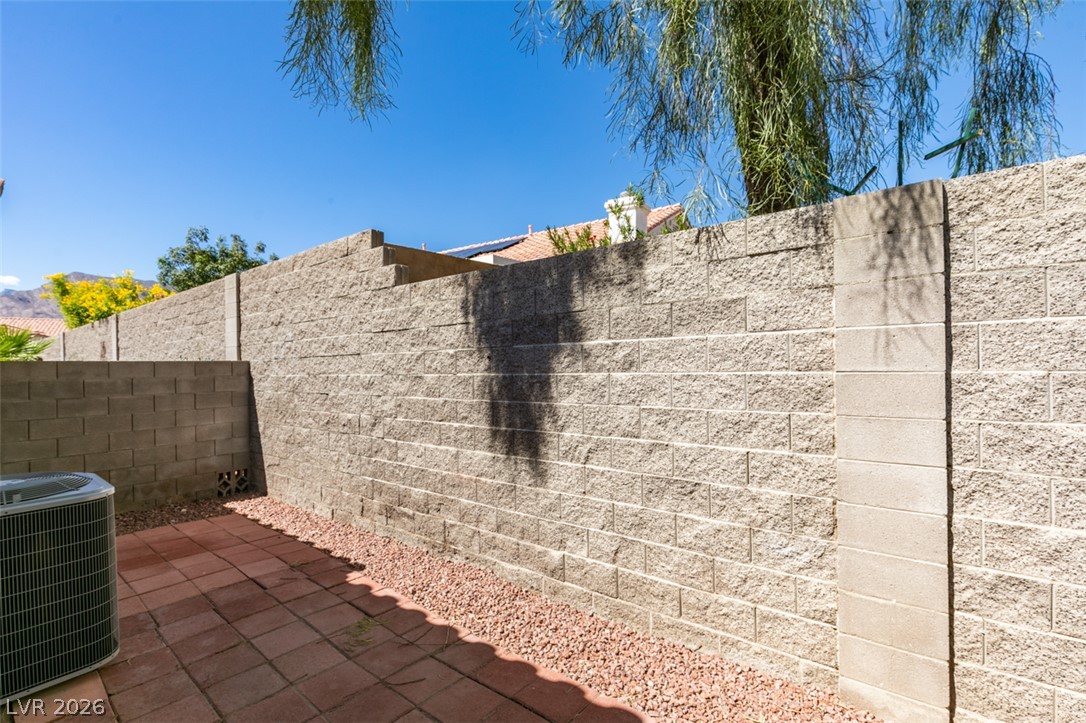 9712 Fionna Lane 102 Property Photo 29