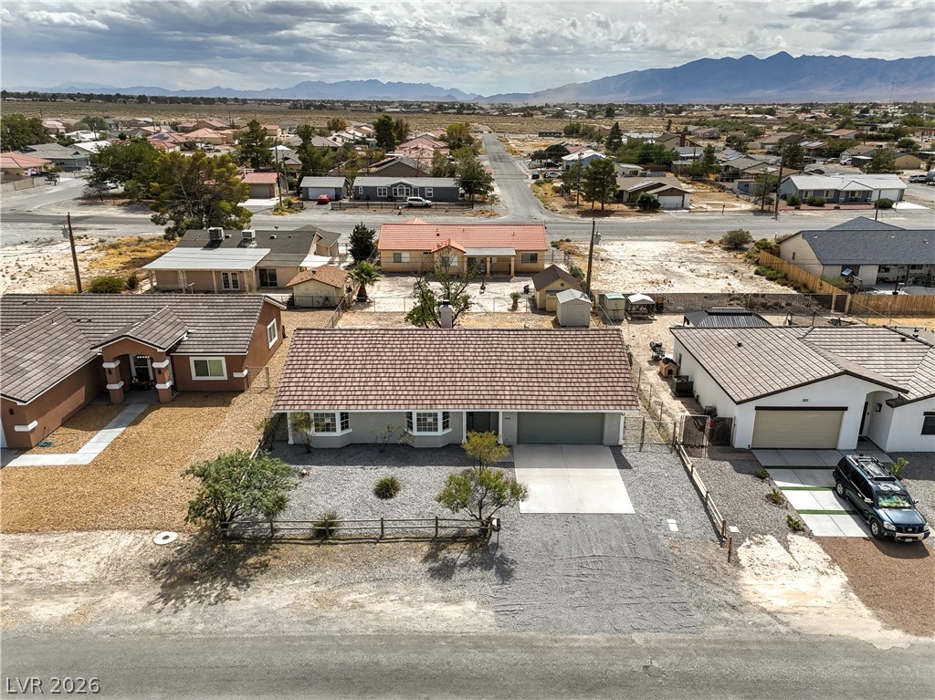 881 Lone Pine Road Property Photo 2